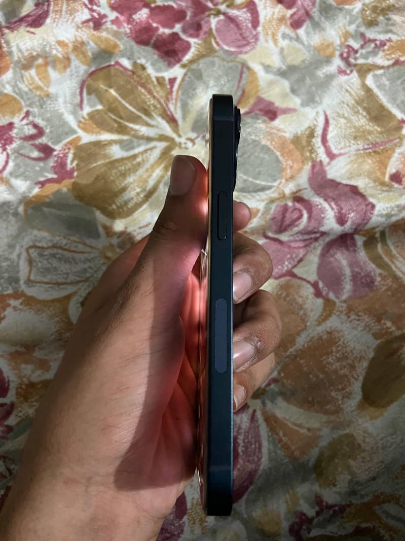 iphone 14 simple 4
