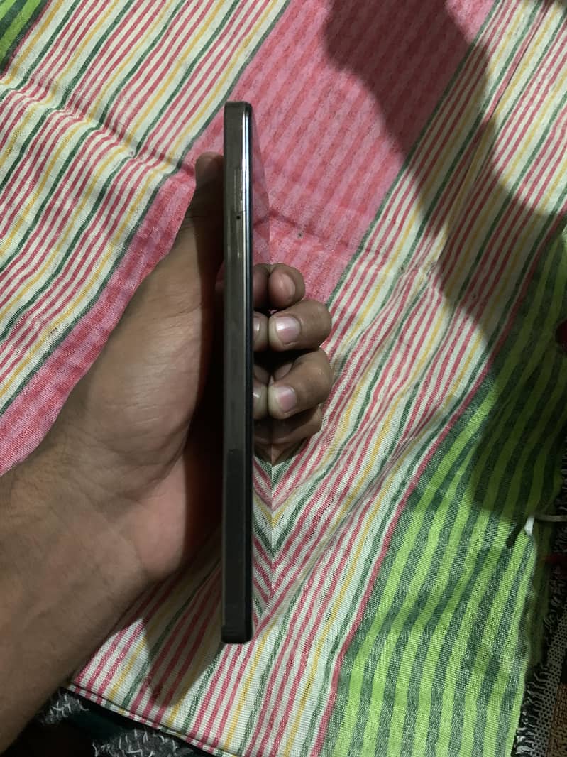 Infinix Note 30 6