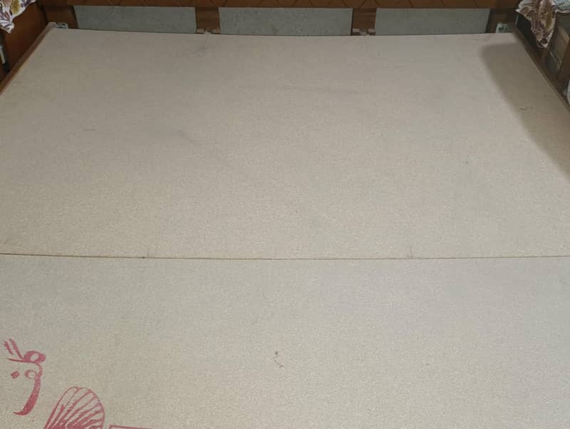 king size bed with side table 4