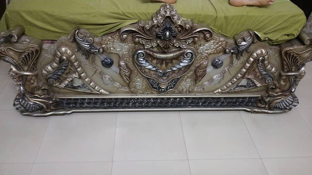 king bed available 4