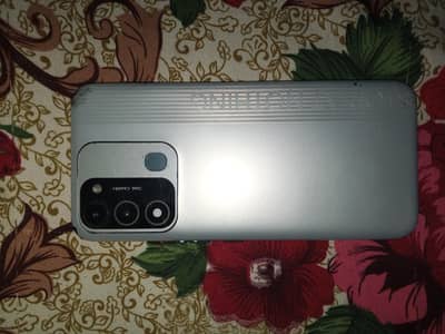 Tecno Spark 8C