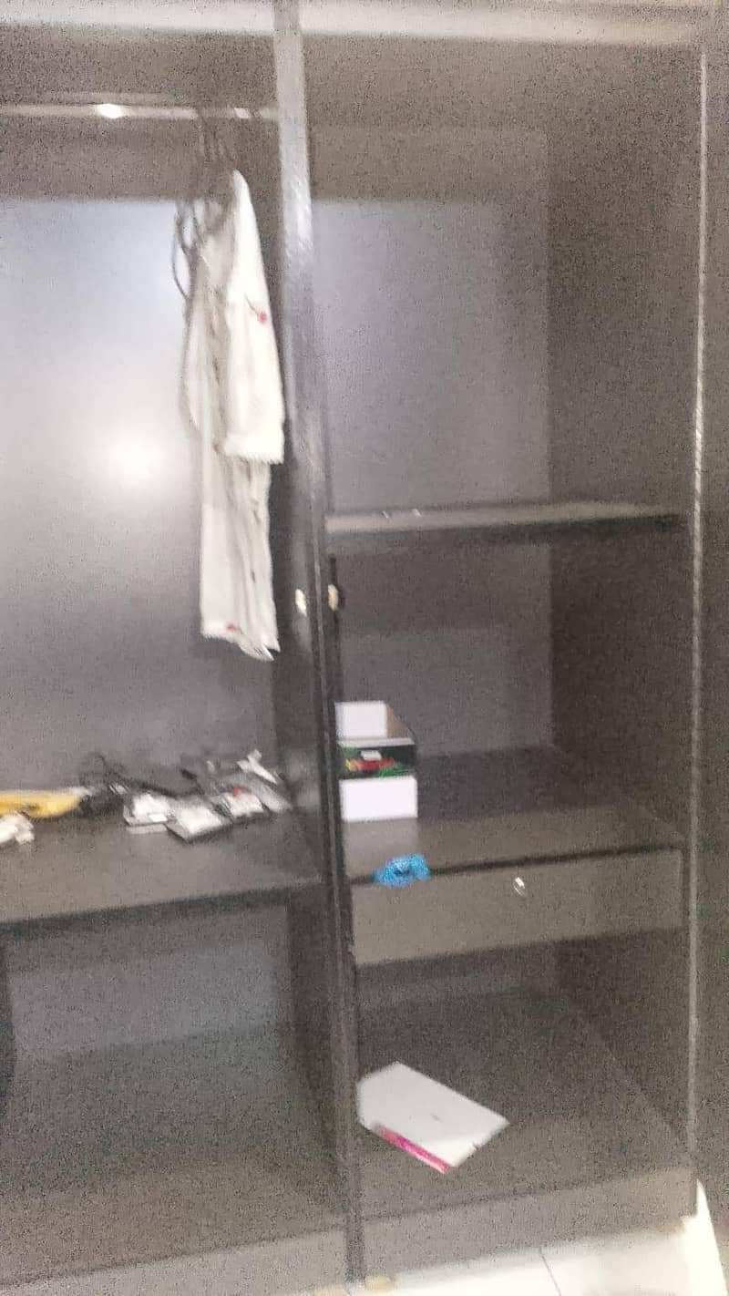 bed wardrobe 3