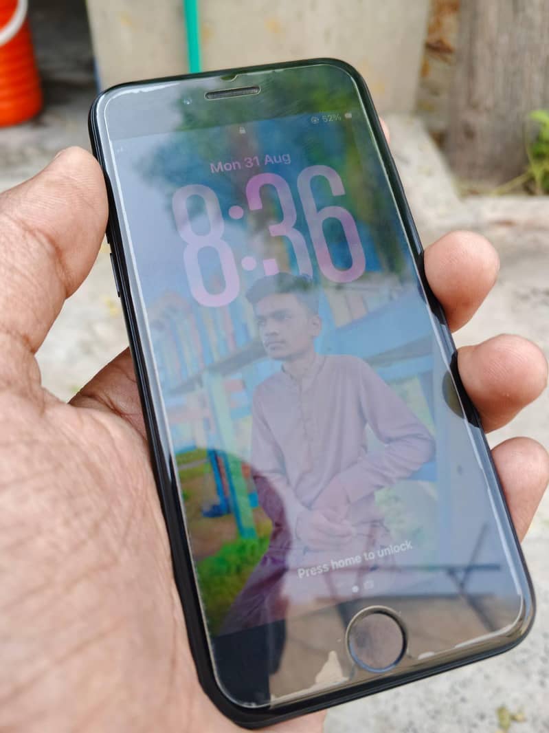 iphone SE 2020 4