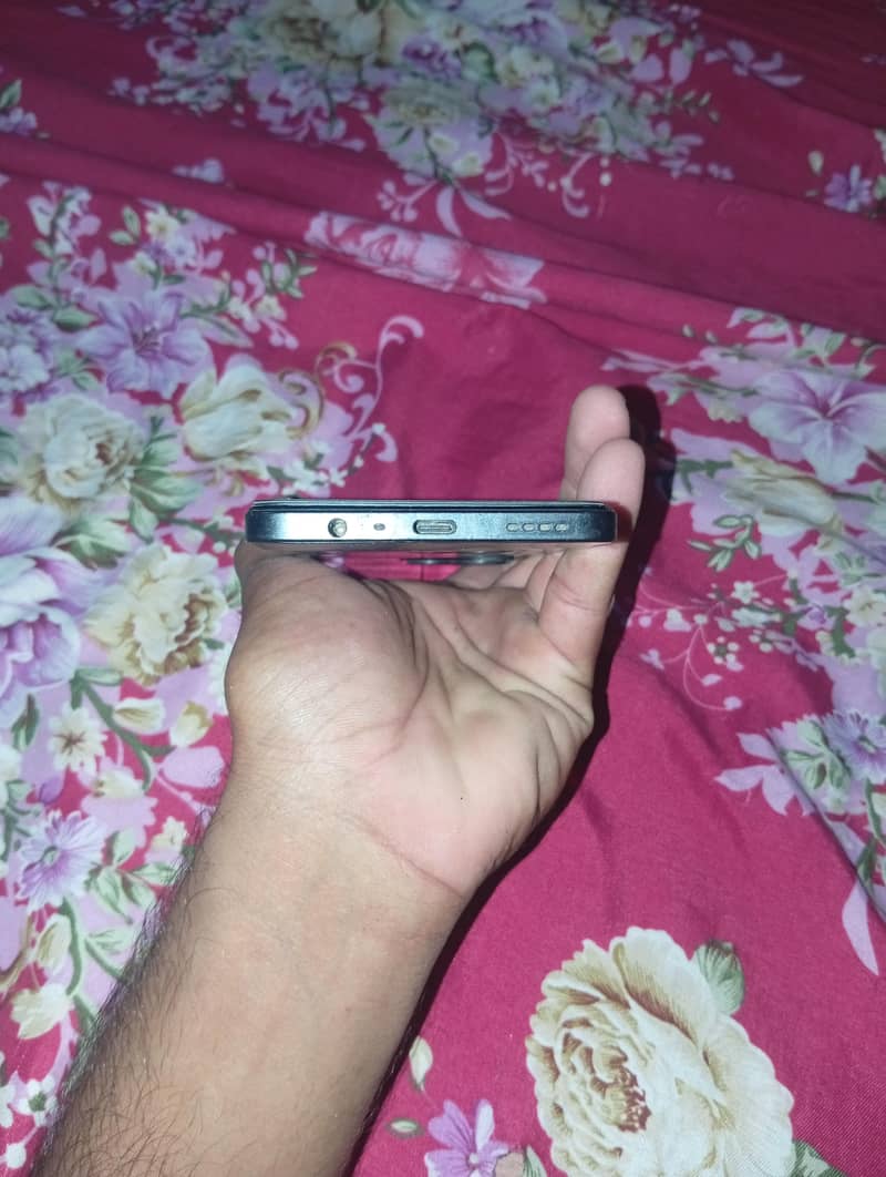 Realme C53 3