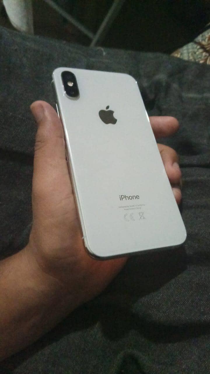 Apple iPhone XS 0