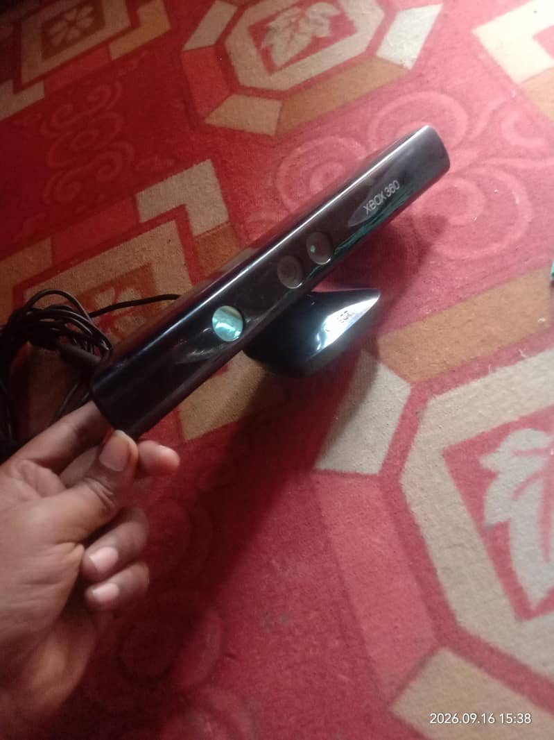 Kinect for Xbox 360 perfectly Working 1