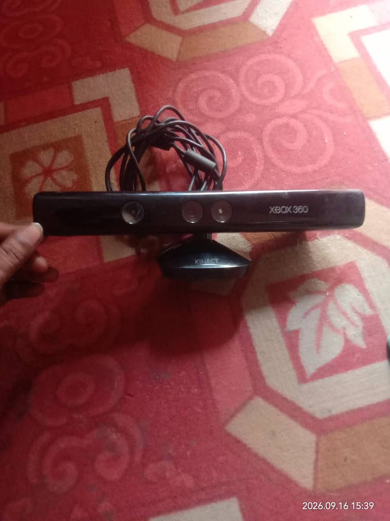 Kinect for Xbox 360 perfectly Working 2