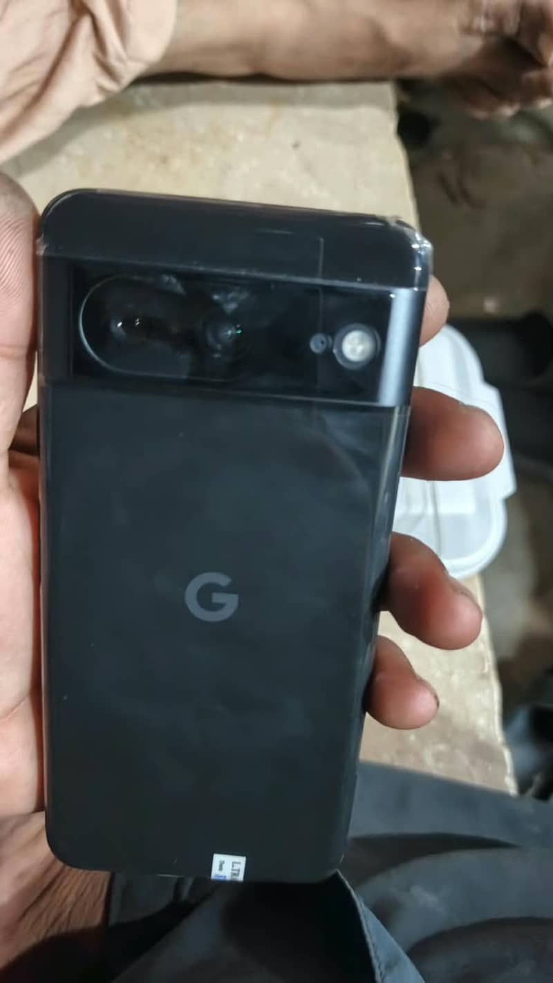 Google Pixel 8 7
