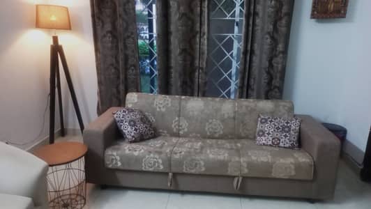 3-Seater Sofa Set / Sofa Cum Bed – Good Condition