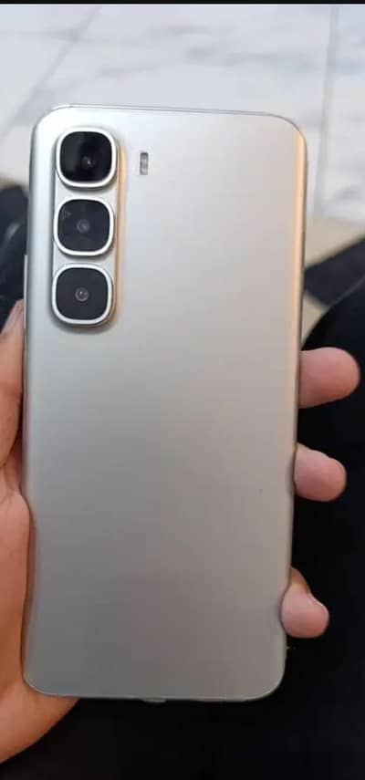 Infinix HOT 60 Pro Plus