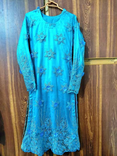 Beautiful Turquoise Blue Embroidered 3-Piece Pakistani Formal Suit