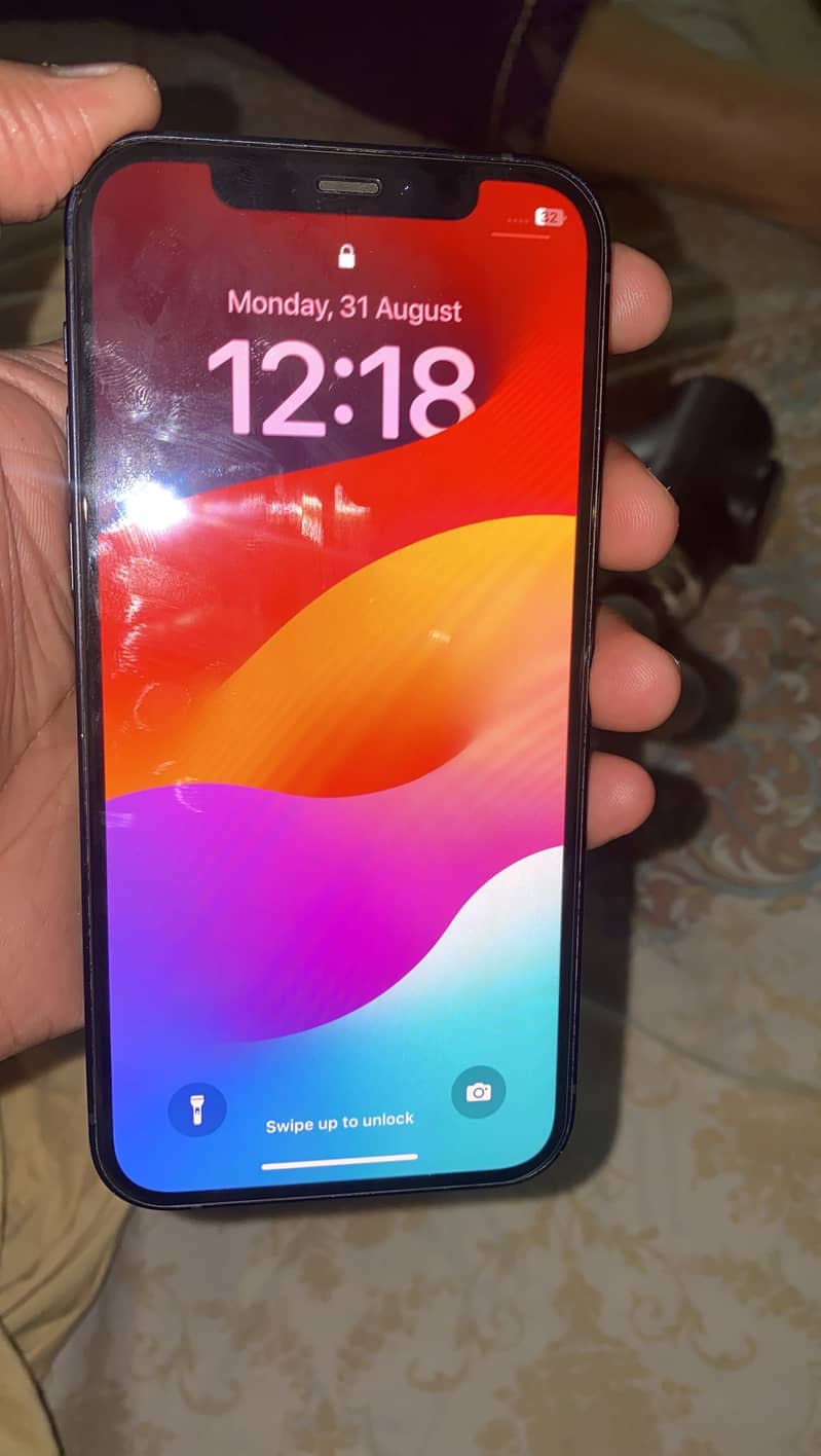 Apple iPhone 12 1