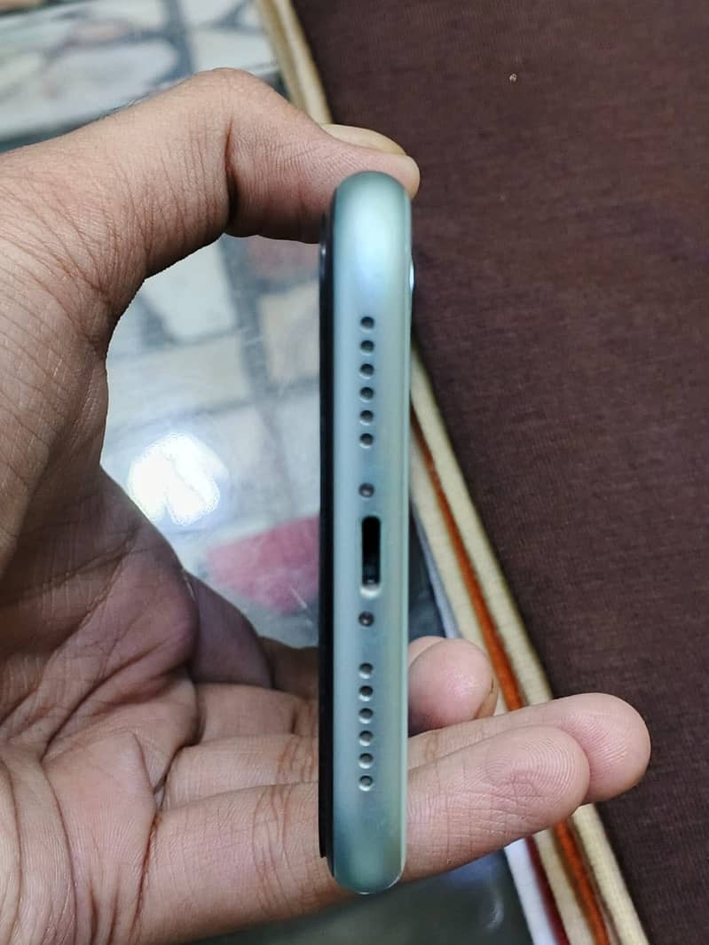 Apple iPhone 11 1