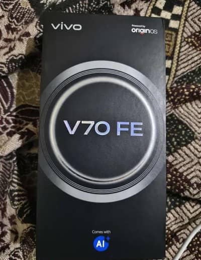 Vivo V70 FE 5G 12/256 warranty 7 moths Blue color