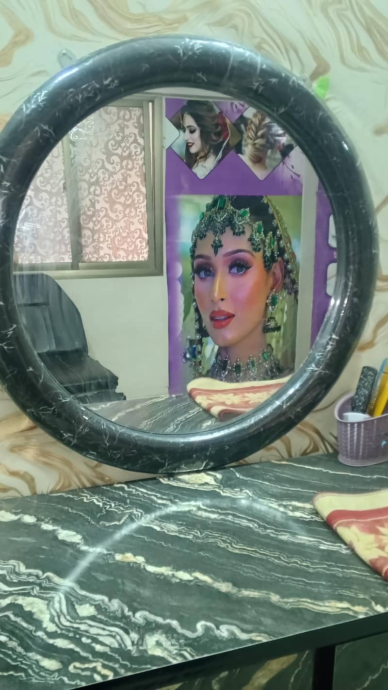 saloon mirror set 1