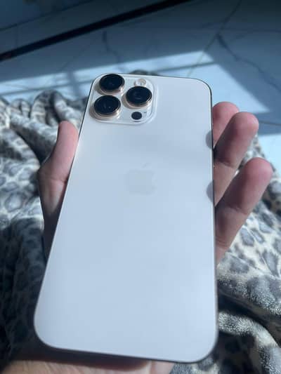 Apple iPhone 16 Pro Max
