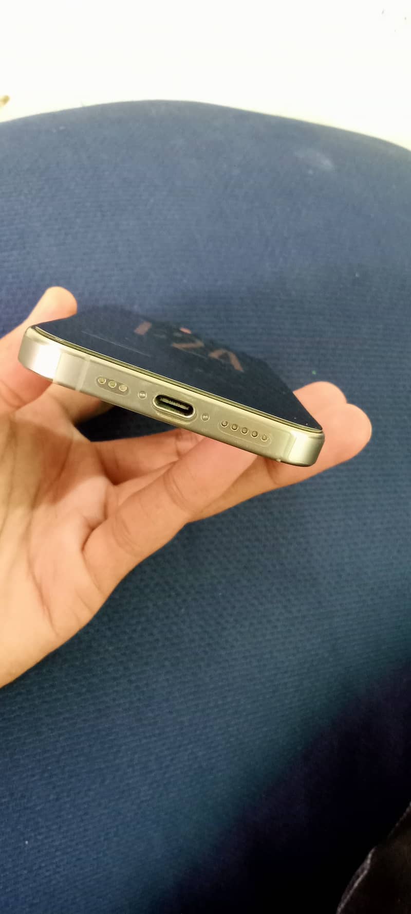 Apple iPhone 15 Pro 2