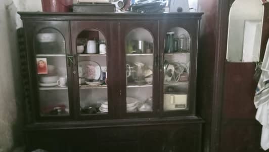 Crockery Wardrobe