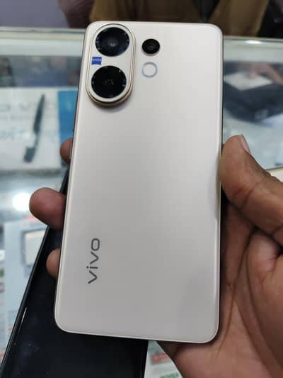 Vivo V60