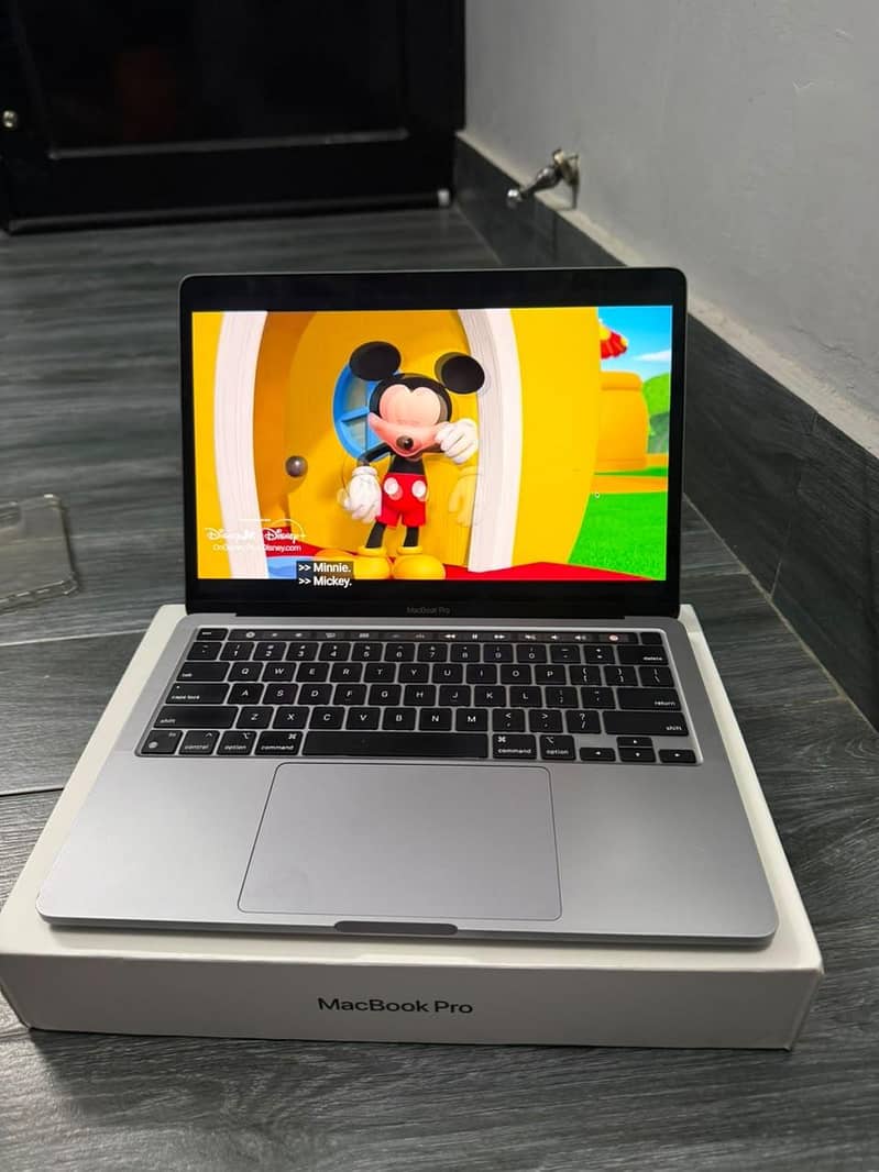MacBook 2