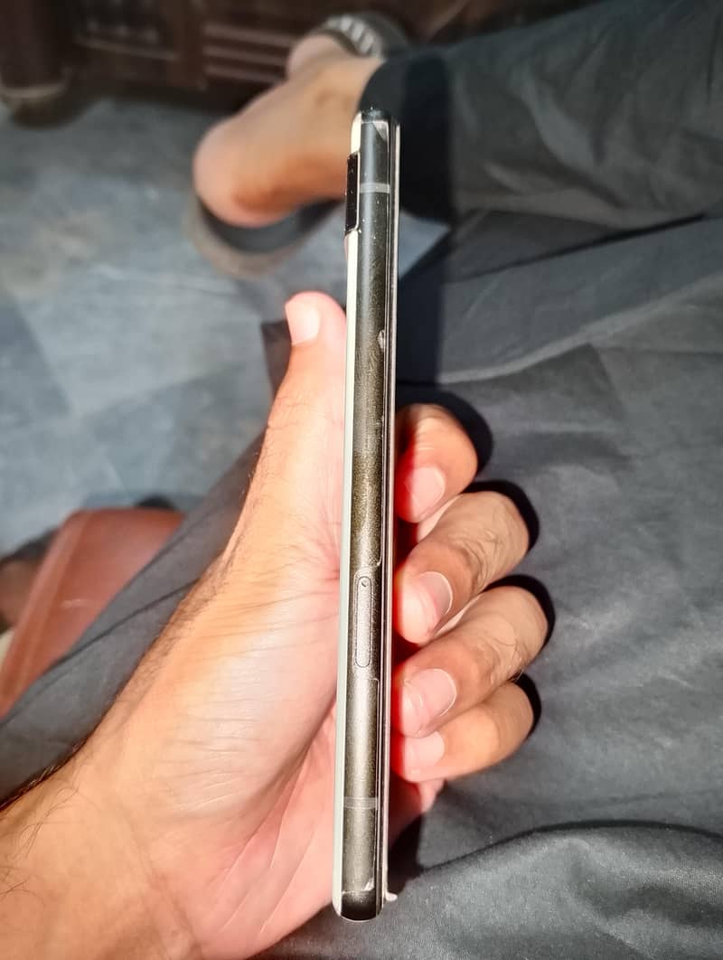 Google Pixel 6a 1