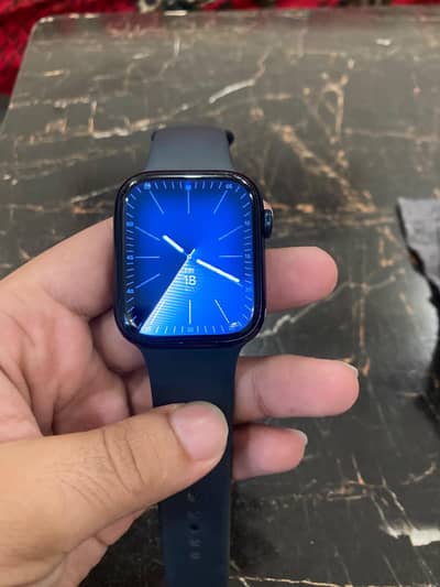 Apple Watch Series 8