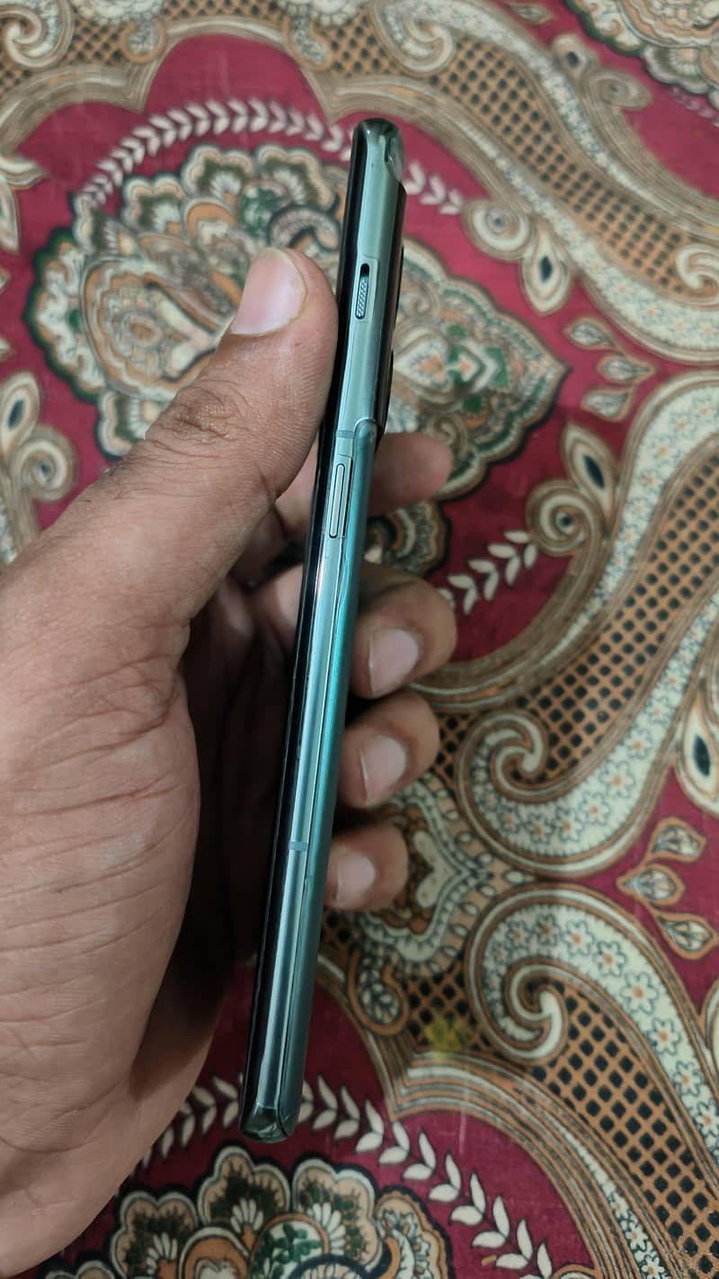 OnePlus 10 pro 12