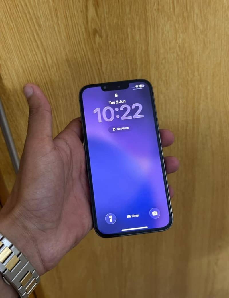 Apple iPhone 13 Pro 0
