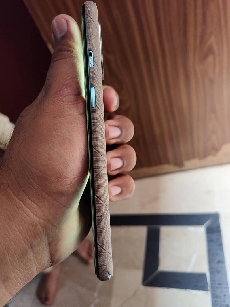 One Plus 8T 2