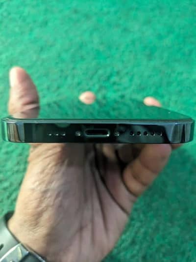 Apple iPhone 12 Pro