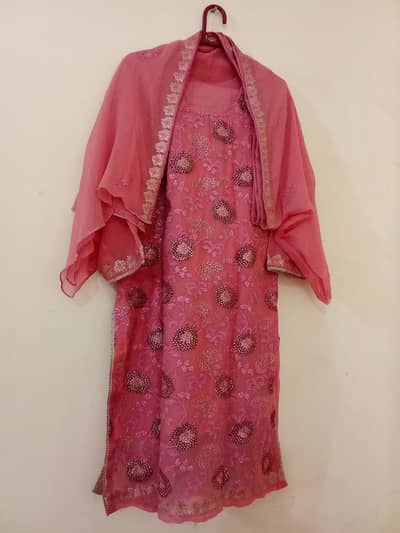 womens shalwar kameez