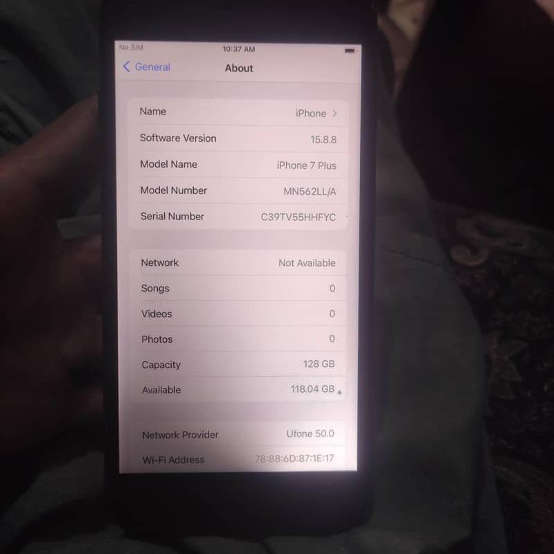 Apple iPhone 7 Plus 0