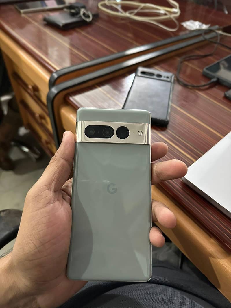 Google Pixel 7 Pro 9