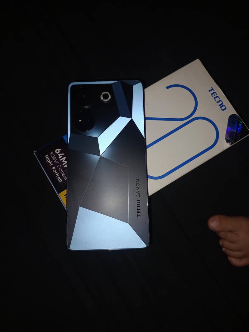 Tecno CAMON 20 2