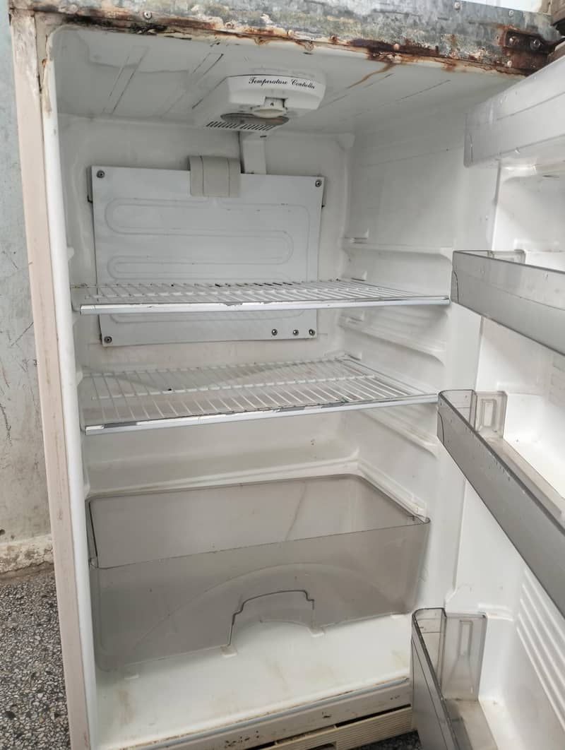 Used Fridge 1