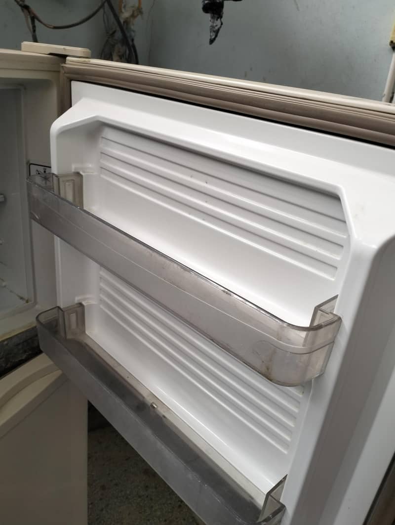 Used Fridge 4