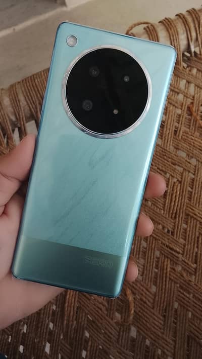 Infinix Zero 40