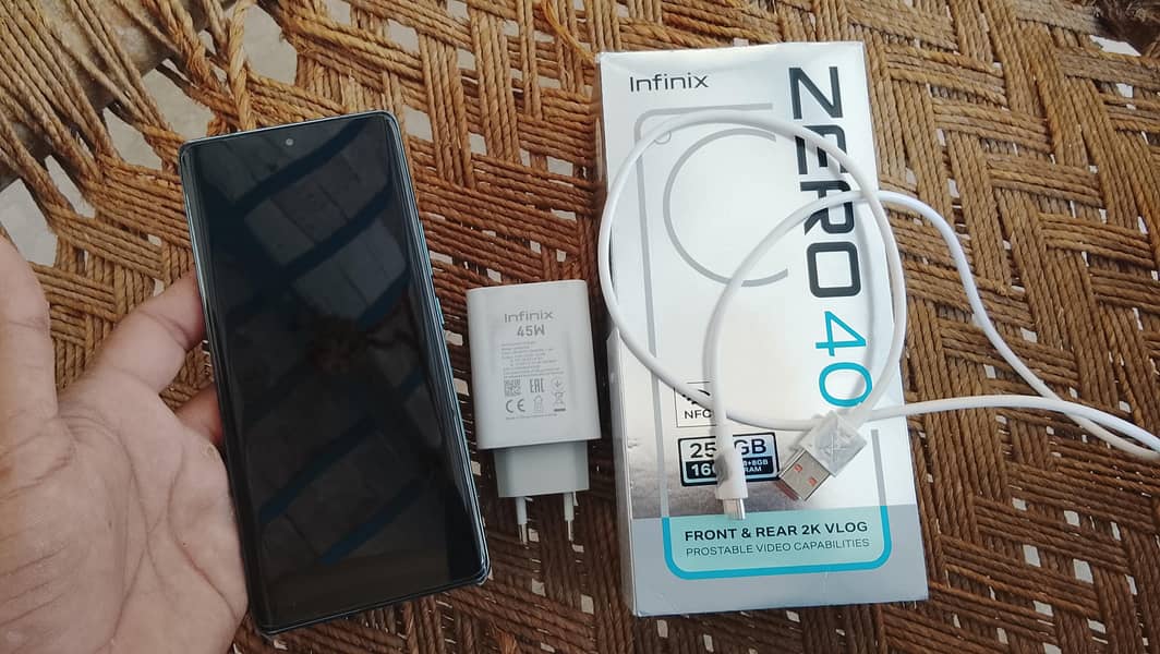 Infinix Zero 40 Lush Conditions Sale+Exchange 5