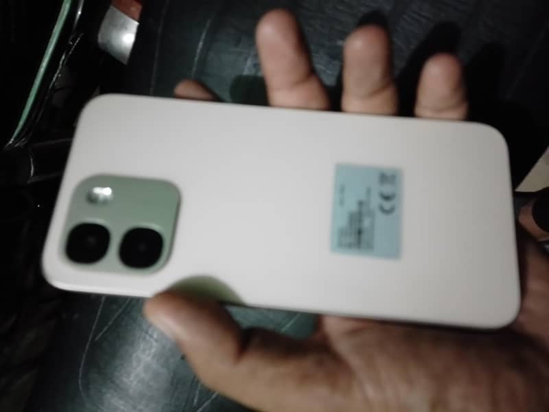 OPPO A6 1