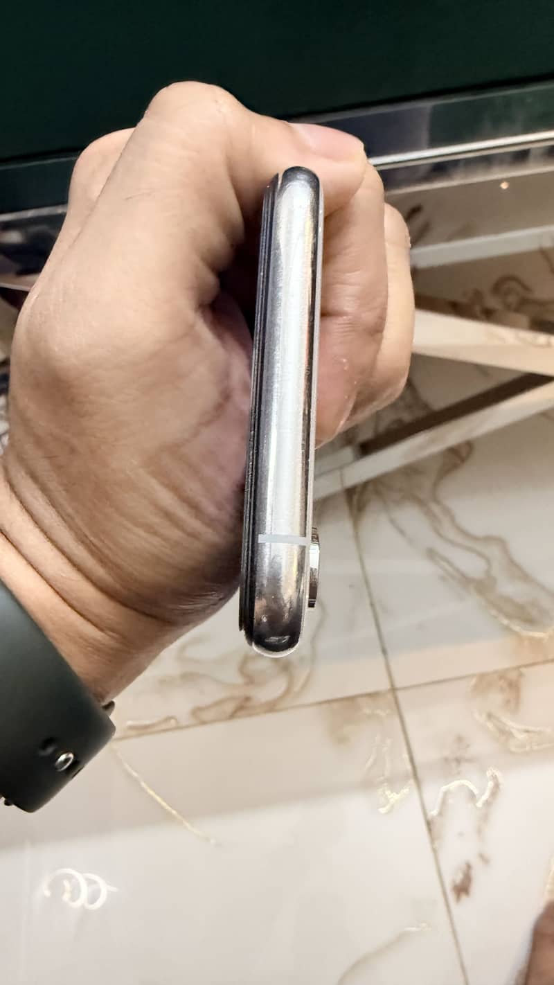 Apple iPhone X 0