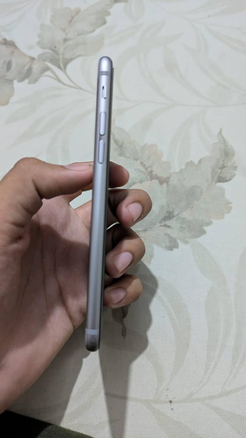 Apple iPhone 6S 2