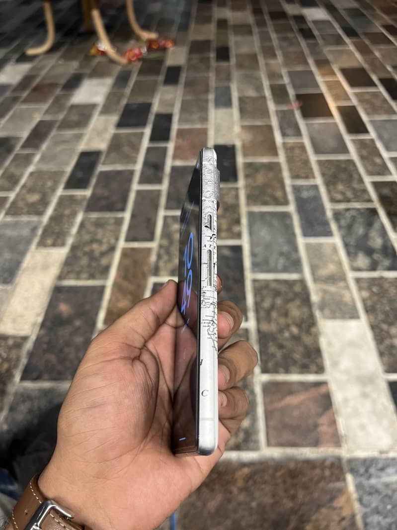 Google Pixel 7 2