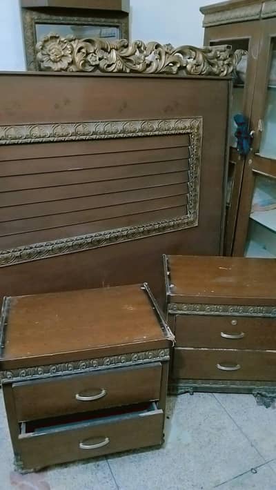 double bed with side tables dressing
