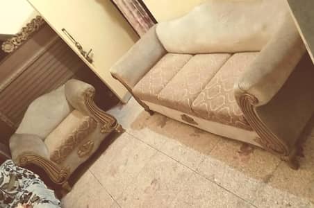 sofa set four seater good condition urgent sale