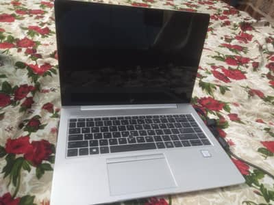 hp elitebook 840 G5 i5 8gen