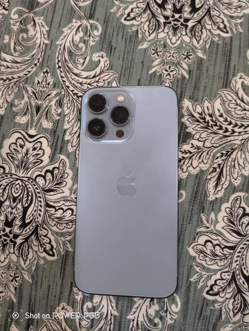 Apple iPhone 13 Pro 1