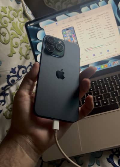 Apple iPhone 15 Pro Max