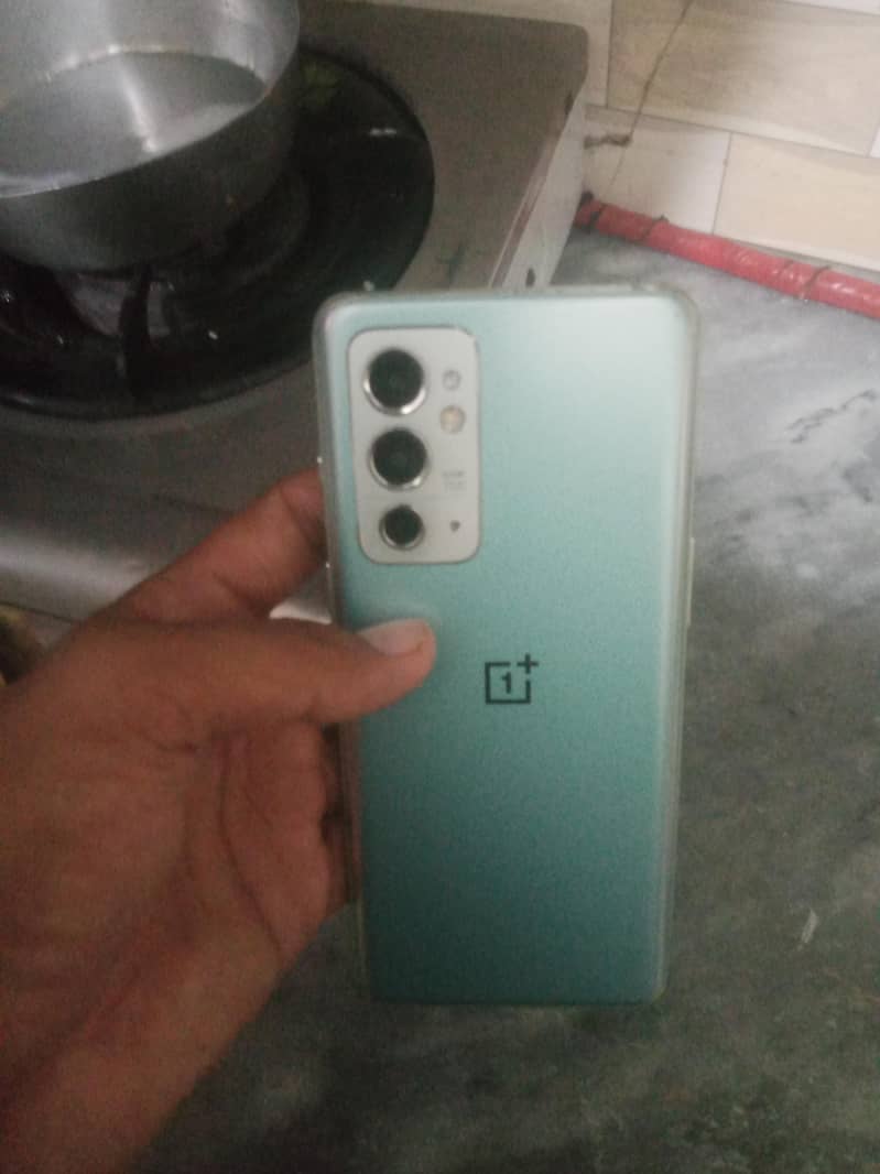 One Plus 9RT 2