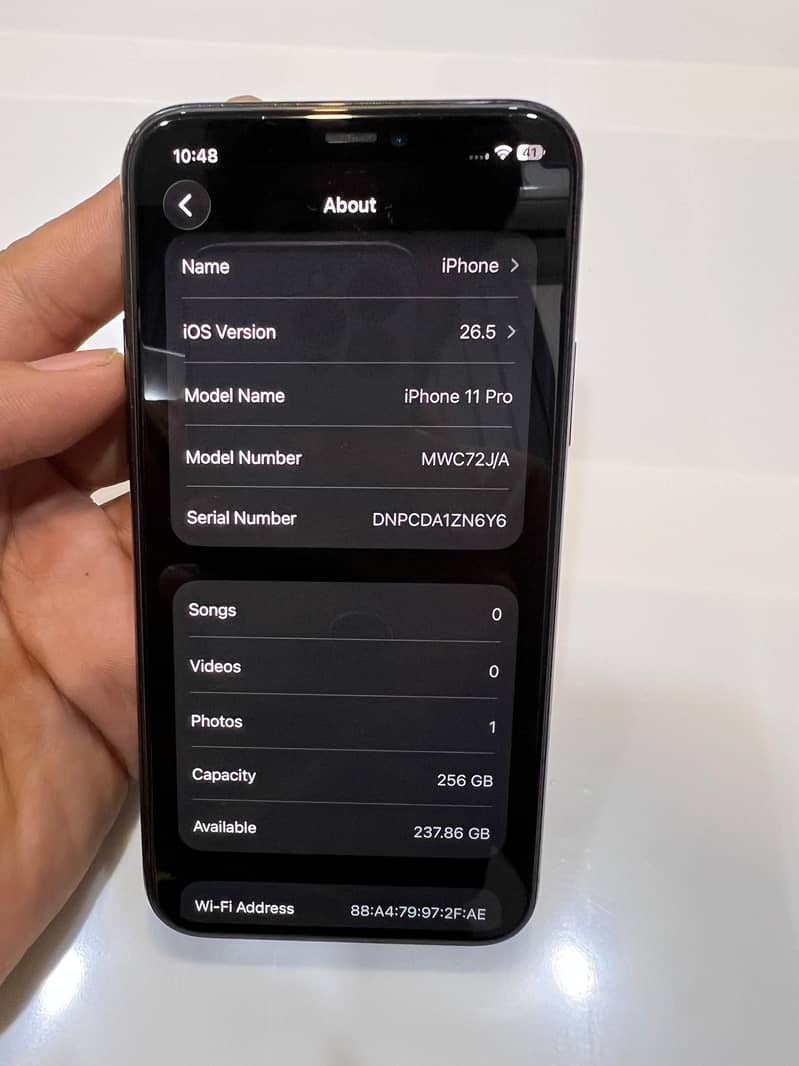 Apple iPhone 11 Pro 4