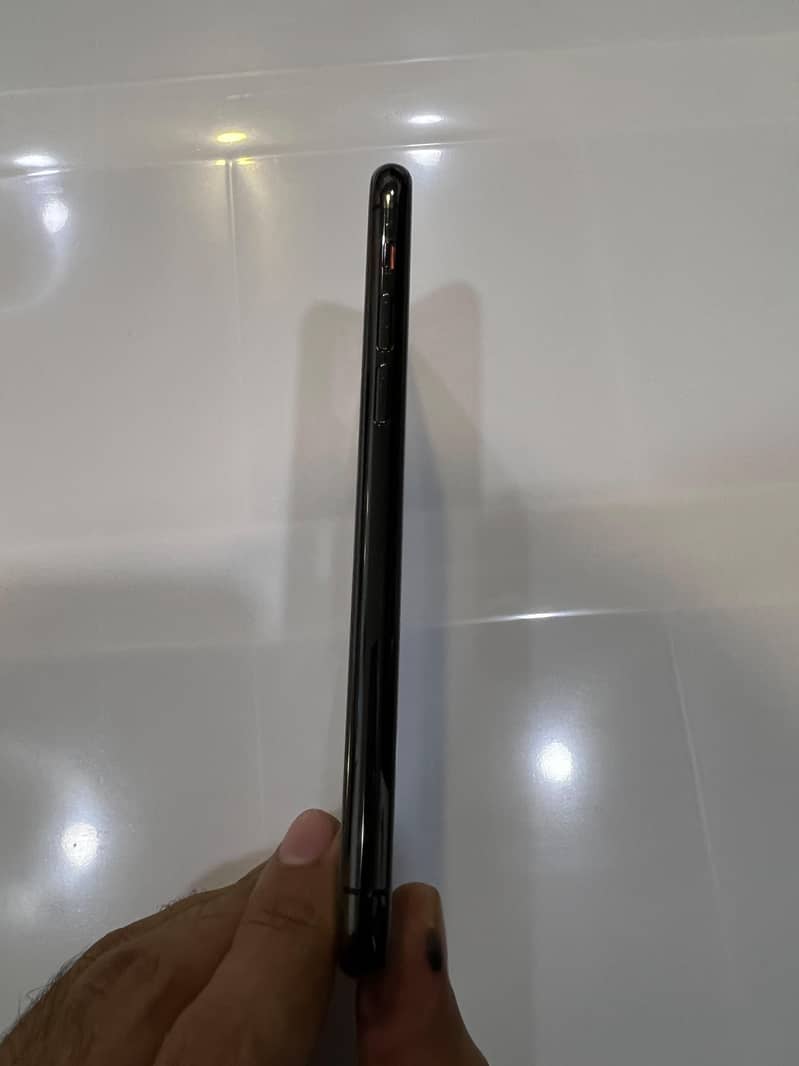 Apple iPhone 11 Pro 8